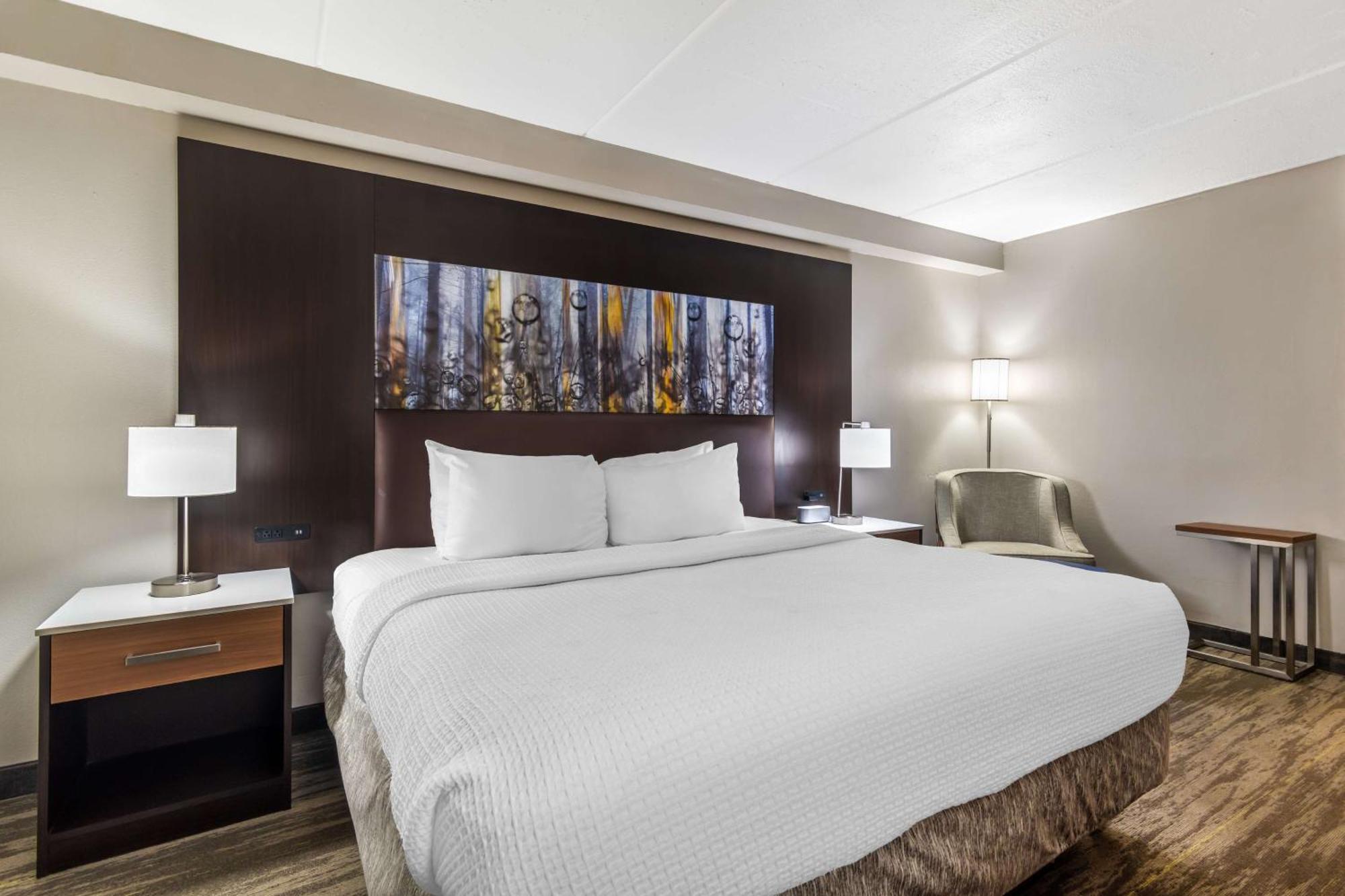 Waterford Best Western Atlanta-Marietta Ballpark Hotel מראה חיצוני תמונה