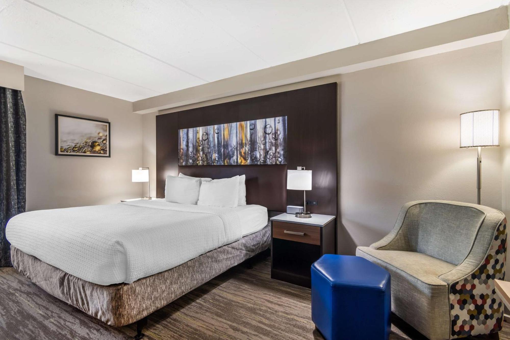 Waterford Best Western Atlanta-Marietta Ballpark Hotel מראה חיצוני תמונה