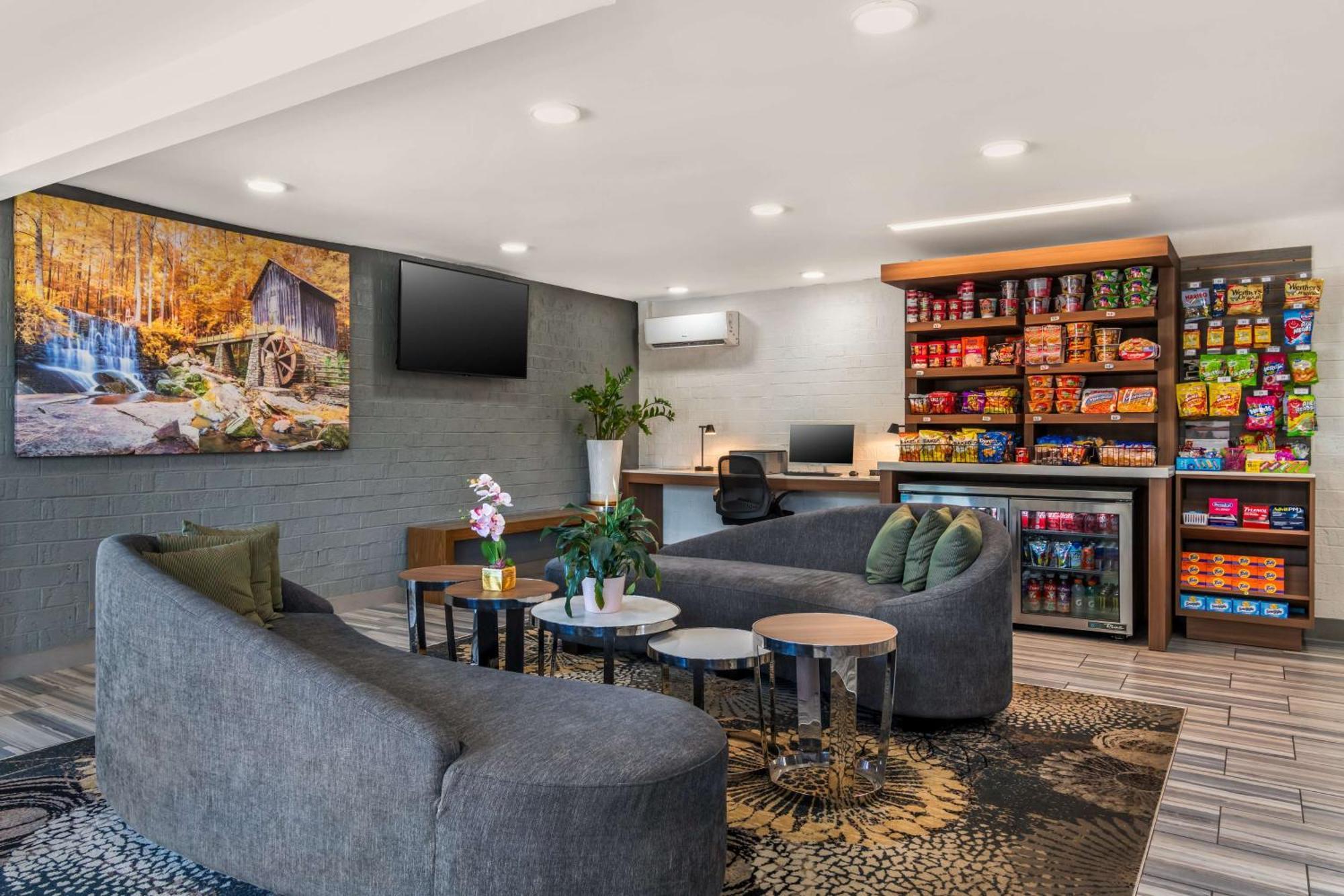 Waterford Best Western Atlanta-Marietta Ballpark Hotel מראה חיצוני תמונה