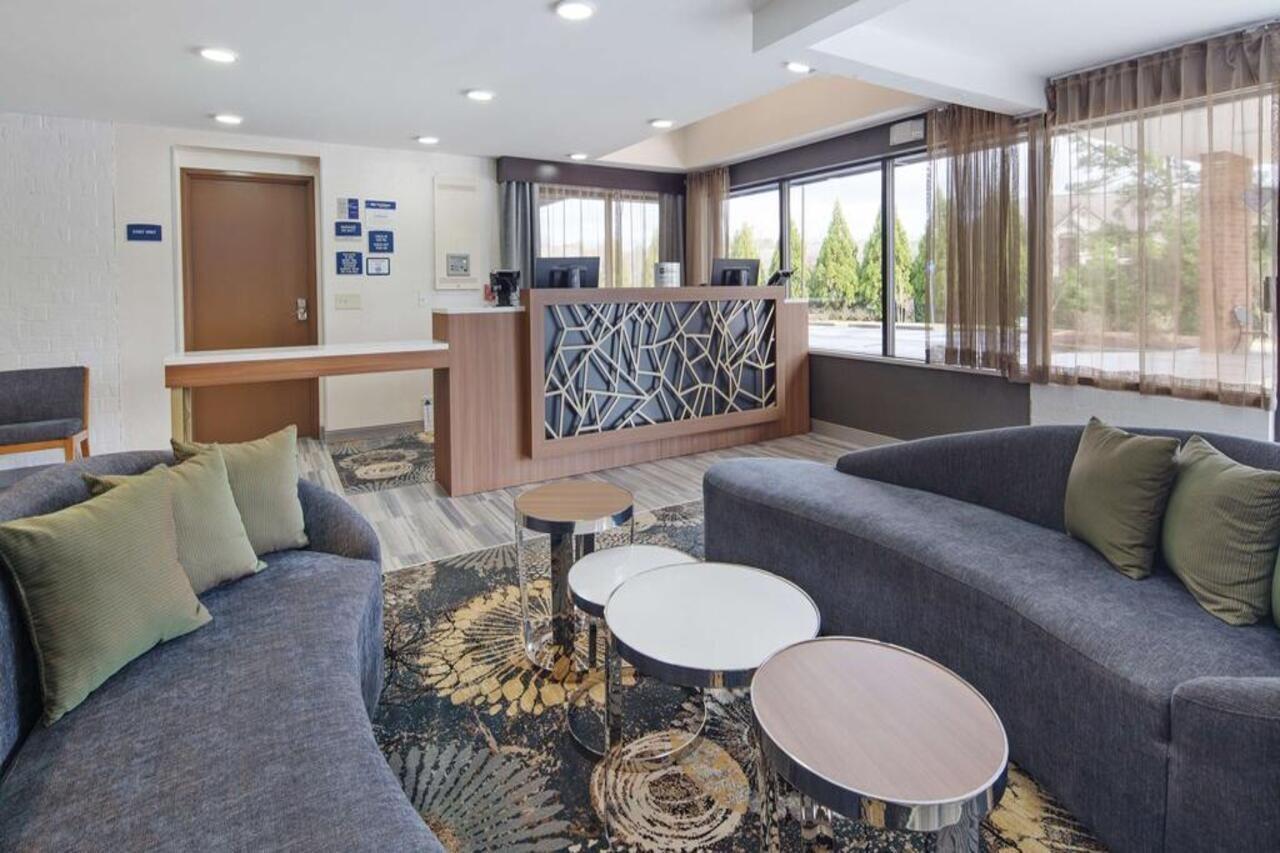 Waterford Best Western Atlanta-Marietta Ballpark Hotel מראה חיצוני תמונה